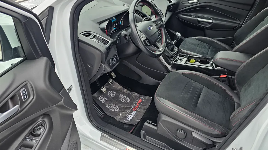 FORD Kuga Kuga 1.5 EcoBoost FWD ST-Line