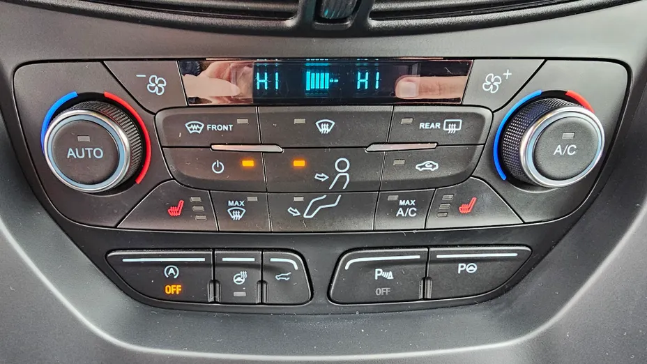 FORD Kuga Kuga 1.5 EcoBoost FWD ST-Line