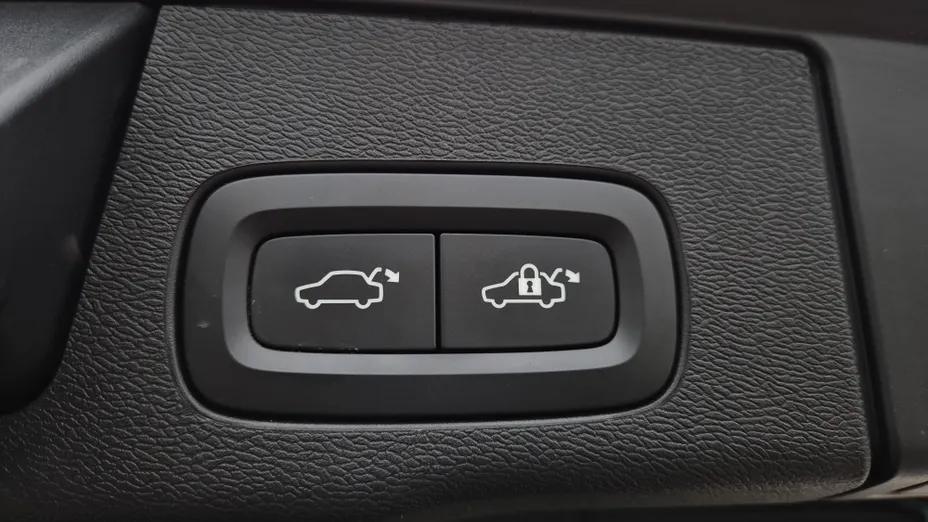 VOLVO XC60 XC60 T6 AWD Plug-In Hybrid Inscription Expression aut