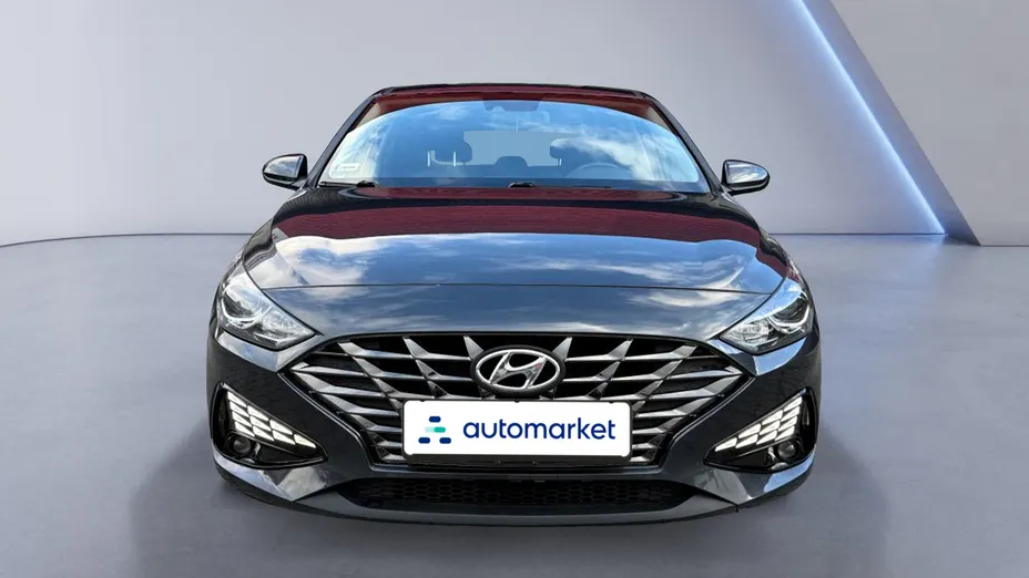 HYUNDAI i30 i30 1.5 DPI Classic +