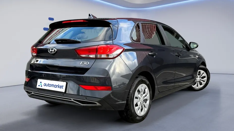 HYUNDAI i30 i30 1.5 DPI Classic +