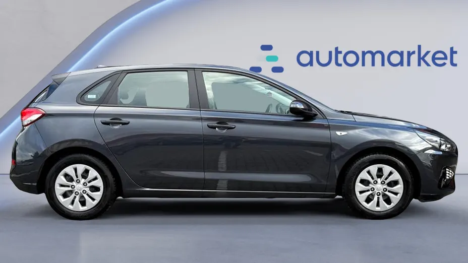 HYUNDAI i30 i30 1.5 DPI Classic +