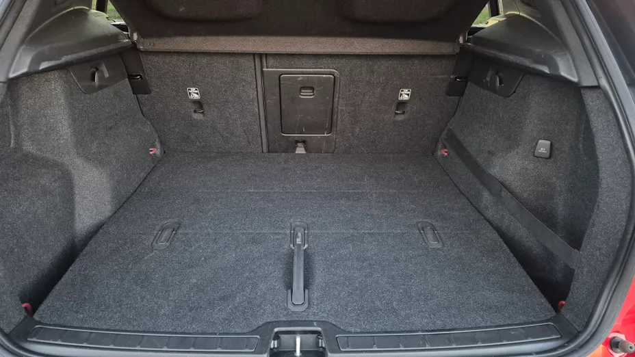 VOLVO XC40 XC40 D3 Momentum Pro aut