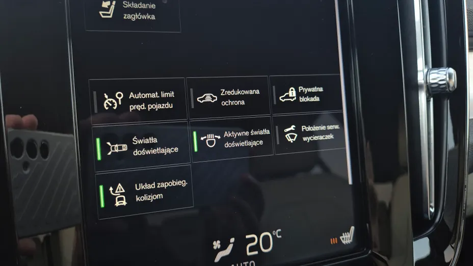 VOLVO XC40 XC40 D3 Momentum Pro aut