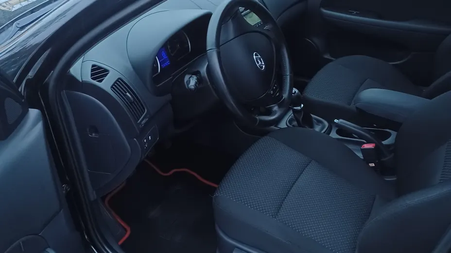 HYUNDAI i30 i30 1.4 BlueDrive Comfort