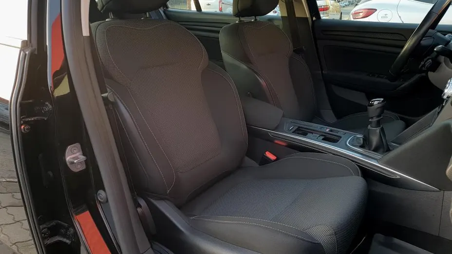 RENAULT Megane Megane 1.3 TCe Zen