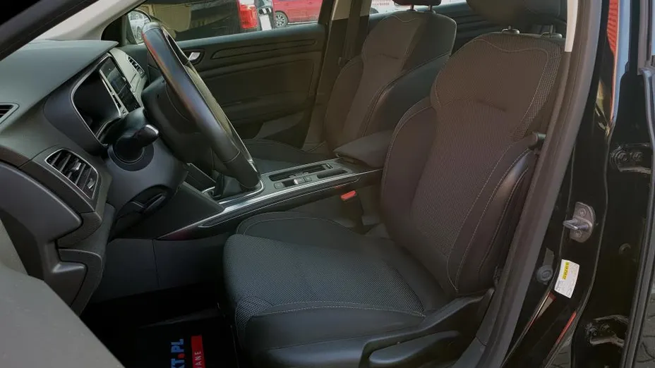 RENAULT Megane Megane 1.3 TCe Zen