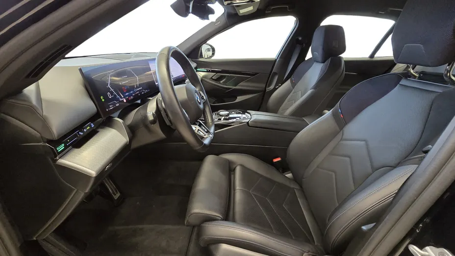 BMW Seria 5 520d xDrive mHEV M Sport sport-aut