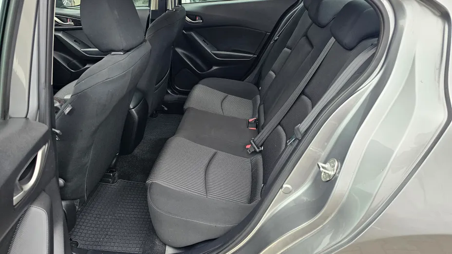 MAZDA 3 3 2.0 Skymotion