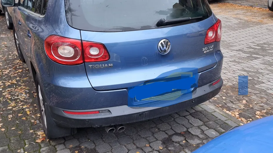 VOLKSWAGEN Tiguan -