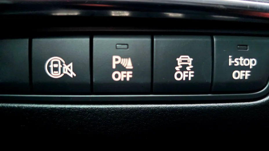 MAZDA 3 3 2.0 mHEV Homura aut