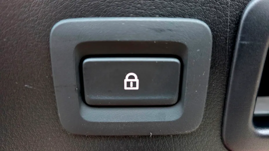 MAZDA 3 3 2.0 mHEV Homura aut