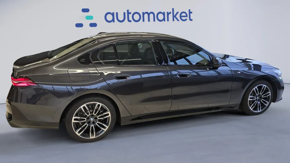 BMW Seria 5 520i mHEV M Sport aut