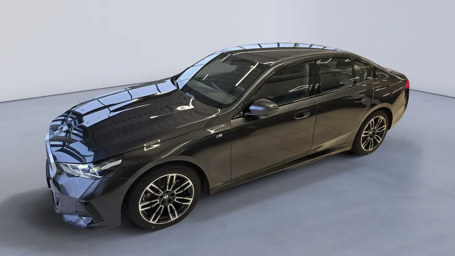 BMW Seria 5 520i mHEV M Sport aut