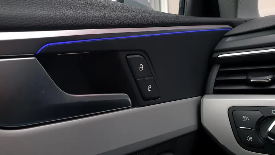 AUDI A4 A4 2.0 TDI S tronic