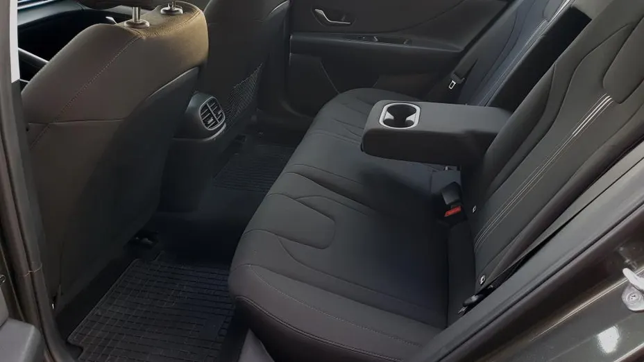 HYUNDAI Elantra Elantra 1.6 Smart