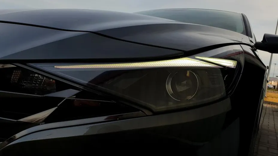 HYUNDAI Elantra Elantra 1.6 Smart