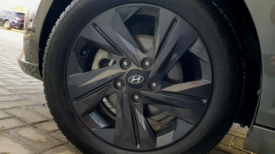 HYUNDAI Elantra Elantra 1.6 Smart