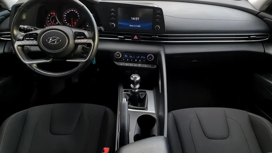 HYUNDAI Elantra Elantra 1.6 Smart