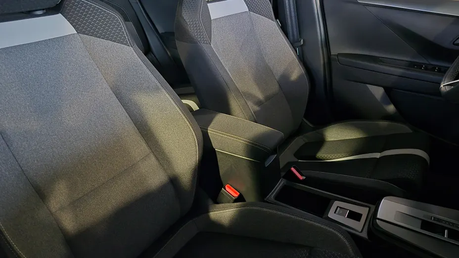 OPEL Frontera Frontera 1.2 T mHEV Edition eDTC6