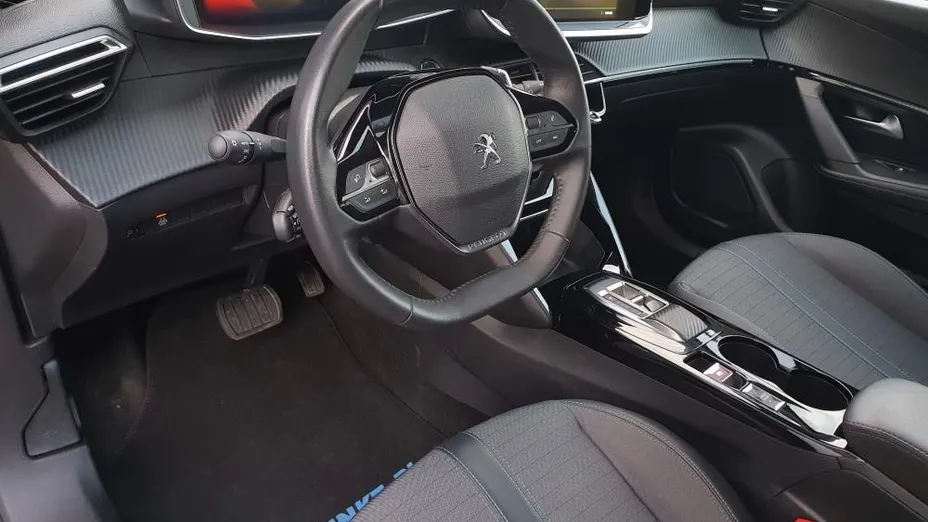 PEUGEOT 2008 2008 1.5 BlueHDi Allure Pack S&S EAT8