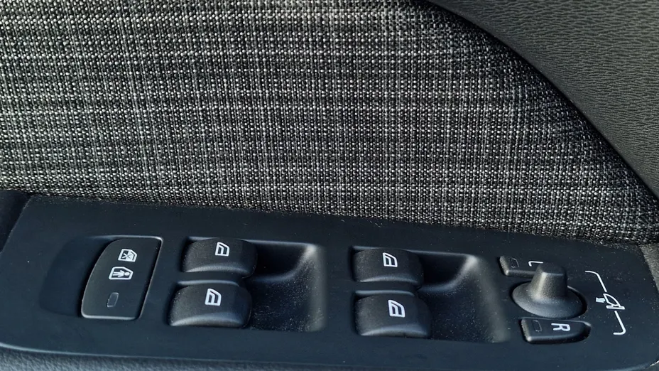 VOLVO XC60 XC60 T6 Plug-In Hybrid AWD Core aut