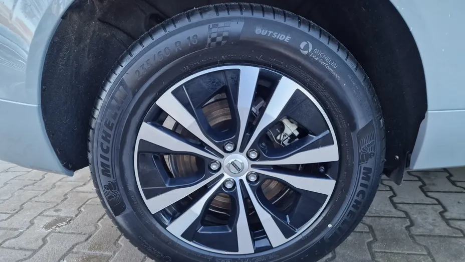 VOLVO XC60 XC60 T6 Plug-In Hybrid AWD Core aut