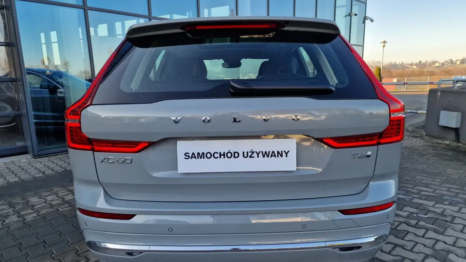VOLVO XC60 XC60 T6 Plug-In Hybrid AWD Core aut