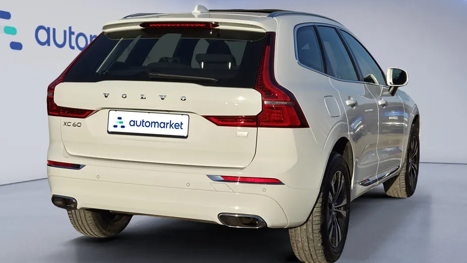 VOLVO XC60 XC60 T6 Plug-In Hybrid AWD Essential aut