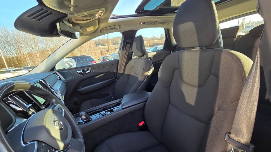 VOLVO XC60 XC60 T6 Plug-In Hybrid AWD Essential aut