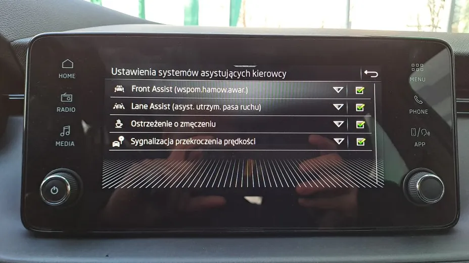 SKODA Kamiq Kamiq 1.0 TSI Essence Nowy