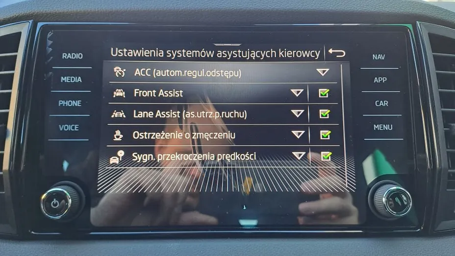 SKODA Karoq Karoq 1.5 TSI ACT Sportline DSG Nowy