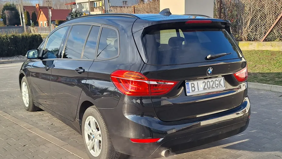 BMW Seria 2 218d Luxury Line sport-aut