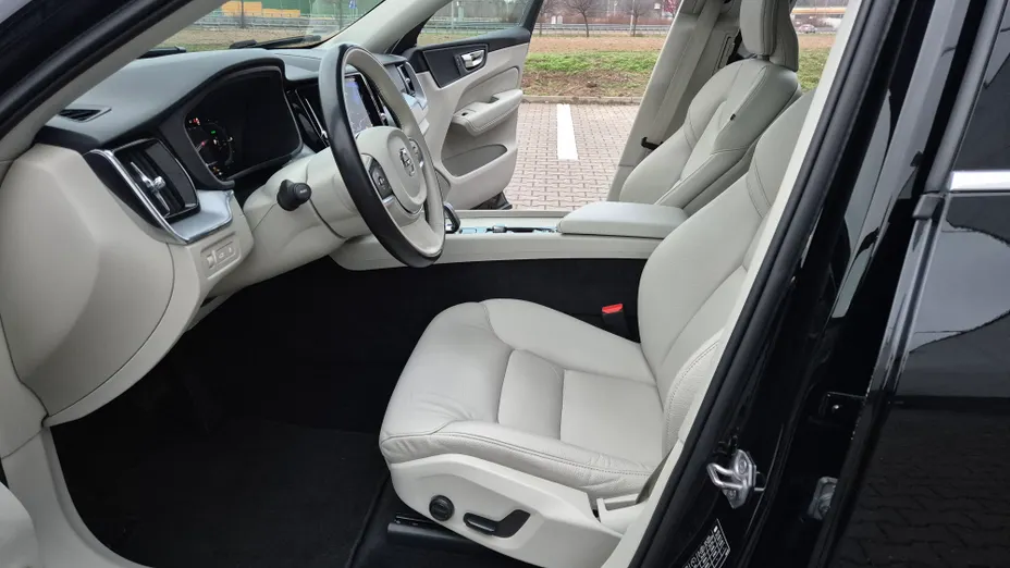 VOLVO XC60 XC60 T6 AWD Plug-In Hybrid Inscription Expression aut