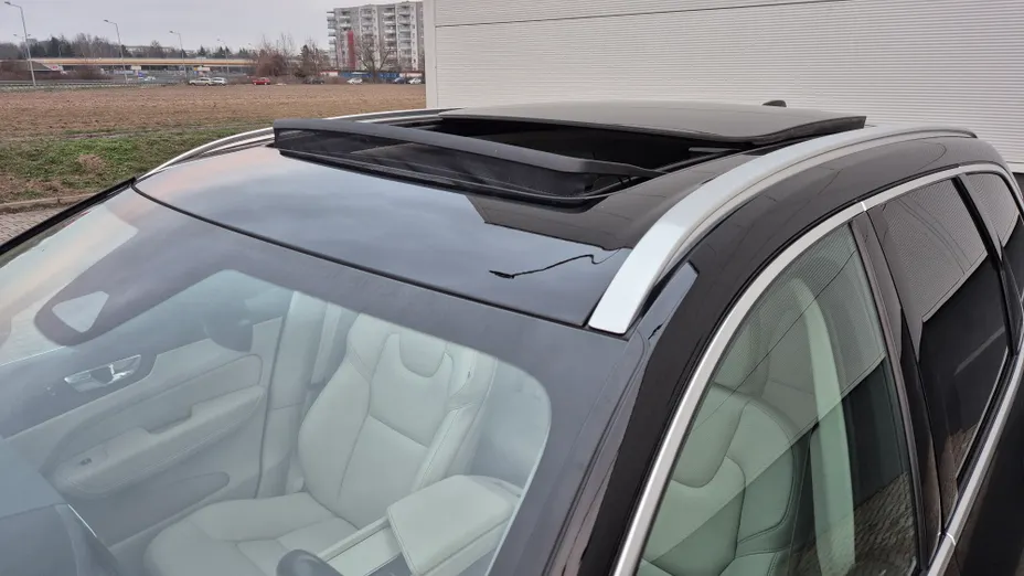 VOLVO XC60 XC60 T6 AWD Plug-In Hybrid Inscription Expression aut