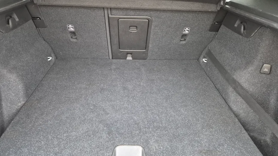 VOLVO XC40 XC40 T3 Momentum Pro aut