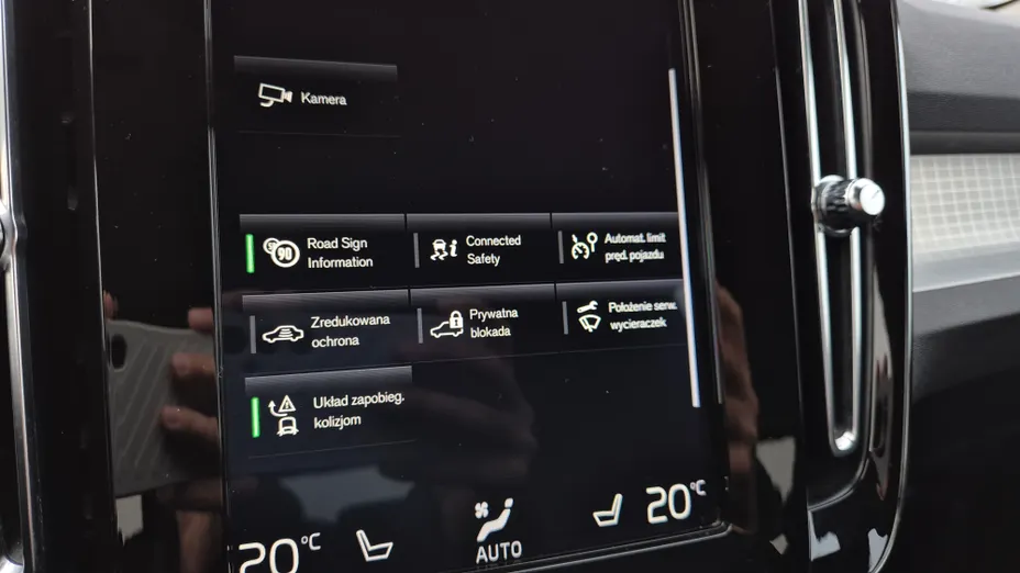 VOLVO XC40 XC40 T3 Momentum Pro aut