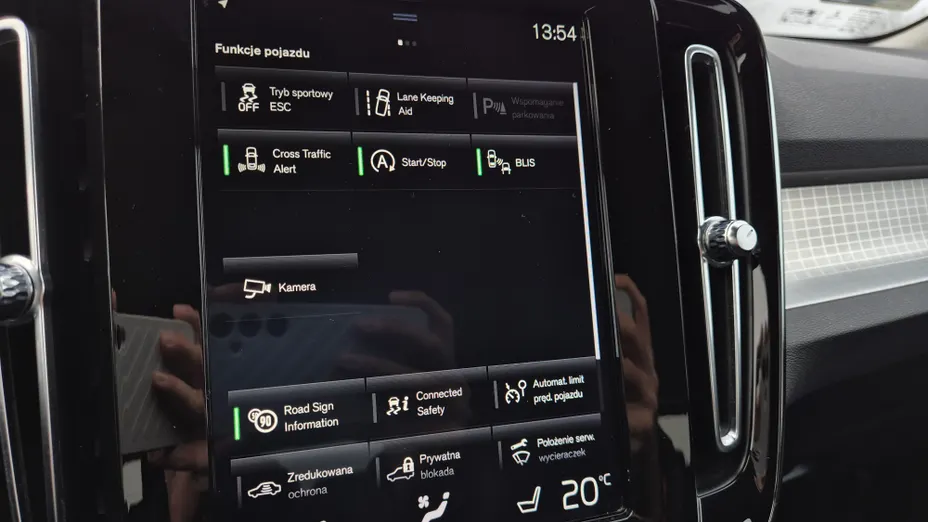 VOLVO XC40 XC40 T3 Momentum Pro aut