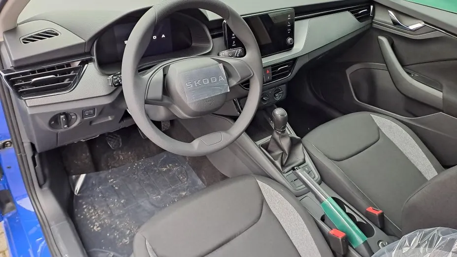 SKODA Kamiq Kamiq 1.0 TSI Essence Nowy