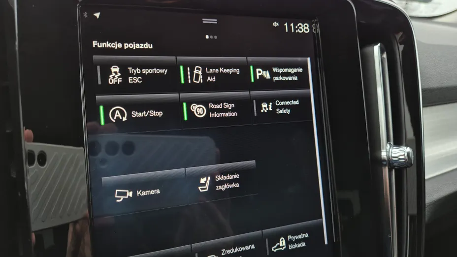 VOLVO XC40 XC40 T3 Momentum Pro aut