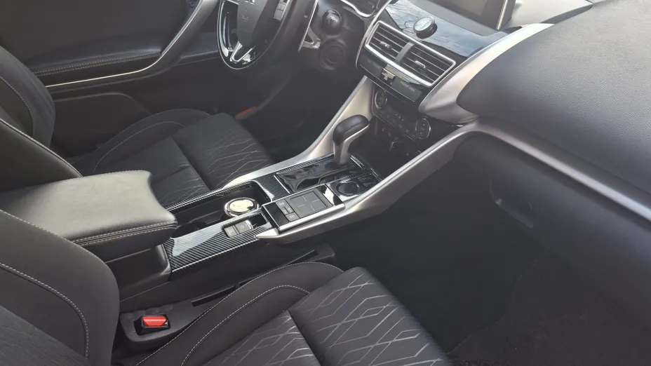MITSUBISHI Eclipse Cross Eclipse Cross 1.5 T GPF Intense CVT