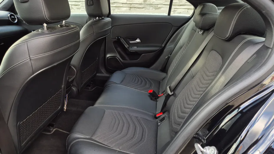 MERCEDES-BENZ A Klasa A 200 Style 7G-DCT