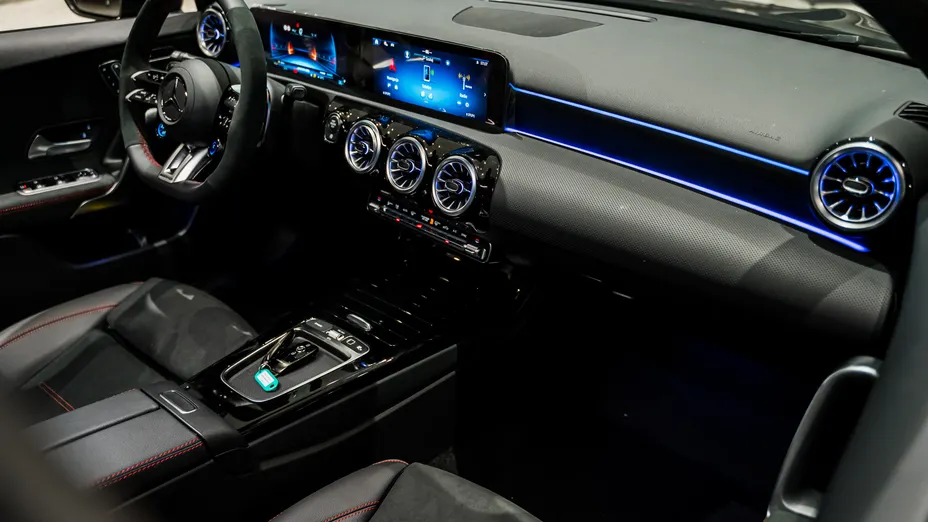 MERCEDES-BENZ A Klasa A 35 AMG 4-Matic 8G-DCT Nowy