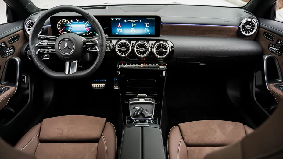 MERCEDES-BENZ CLA CLA 200 mHEV AMG Line 7G-DCT Nowy