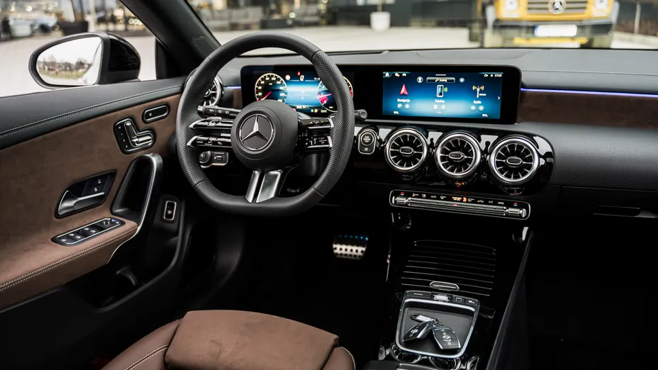 MERCEDES-BENZ CLA CLA 200 mHEV AMG Line 7G-DCT Nowy