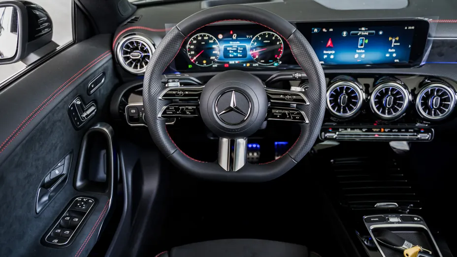 MERCEDES-BENZ CLA CLA 200 AMG Line 7G-DCT Nowy