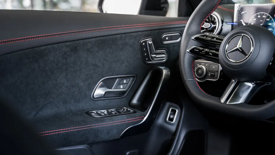 MERCEDES-BENZ CLA CLA 200 AMG Line 7G-DCT Nowy