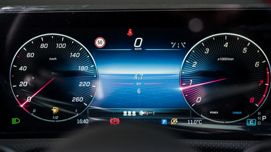 MERCEDES-BENZ CLA CLA 200 AMG Line 7G-DCT Nowy