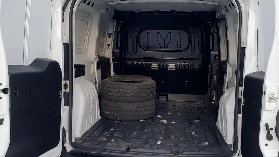 FIAT Doblo Cargo/Van Doblo Maxi 1.6 MJ Base