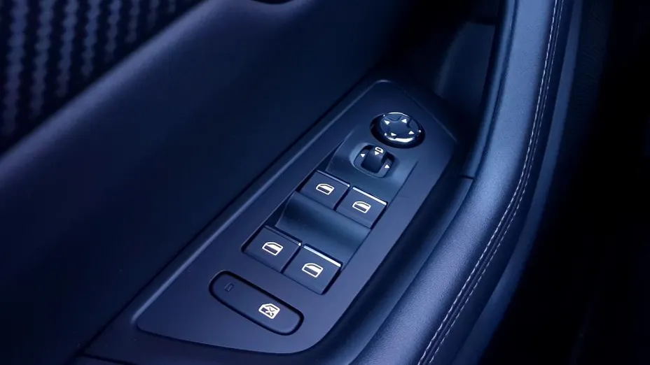 PEUGEOT 508 508 1.6 PureTech GT Line S&S EAT8